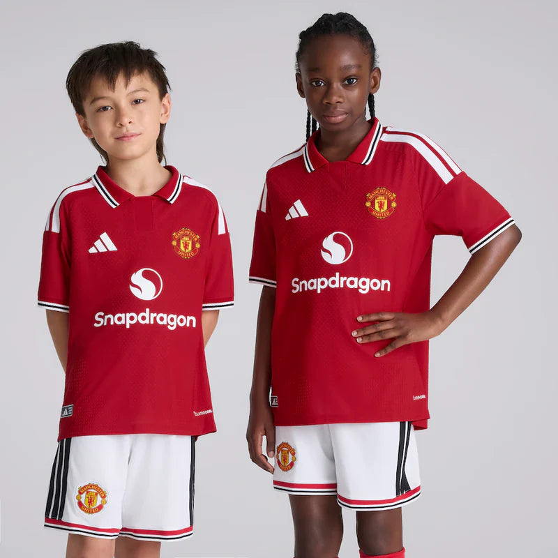 T-shirt e Pantaloncini Bambino Manchester United Home 2026/27