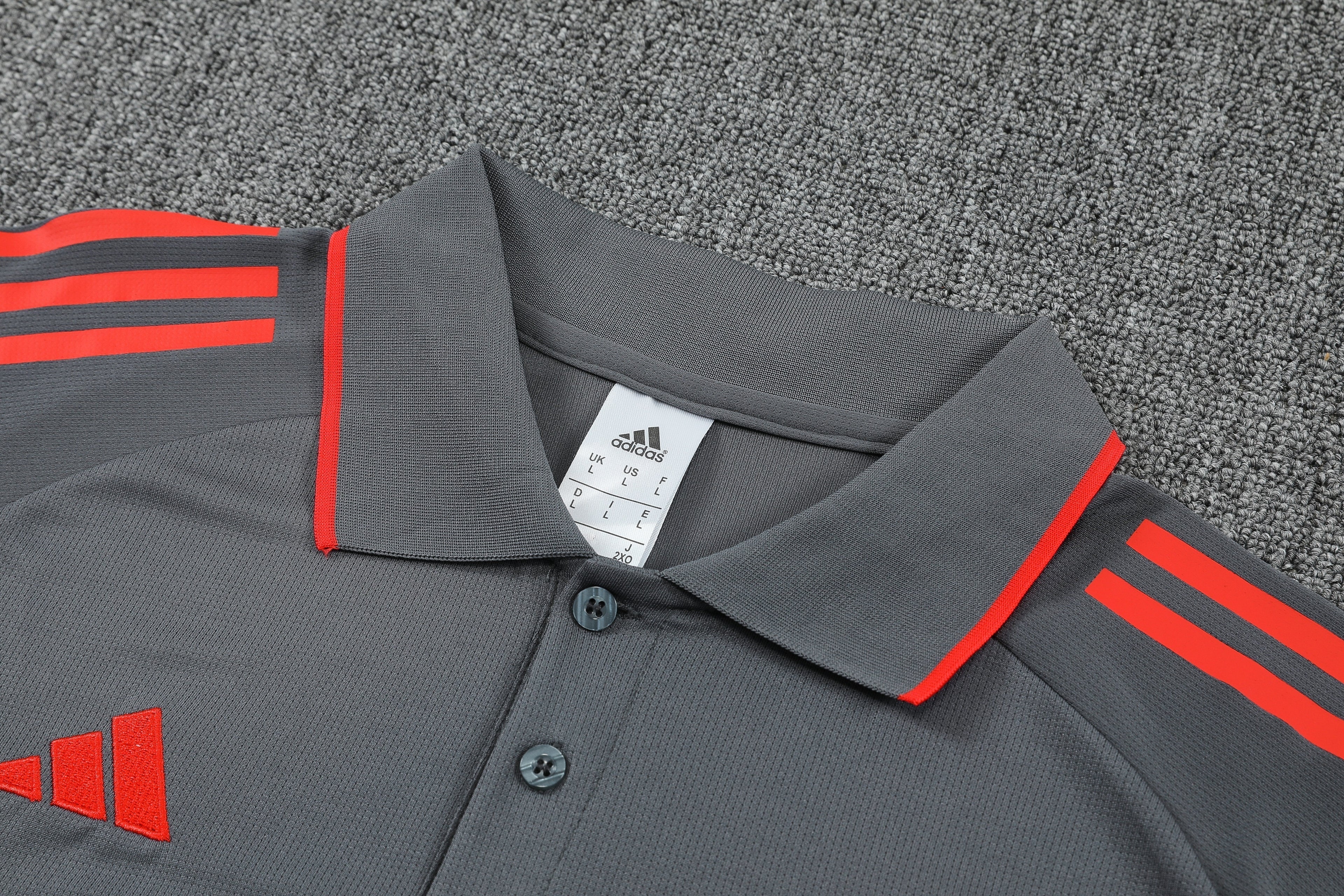 Polo e Pantaloni Bayern Monaco 2025/26