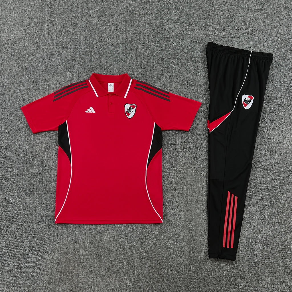 Polo e Pantaloni River Plate 2025/26