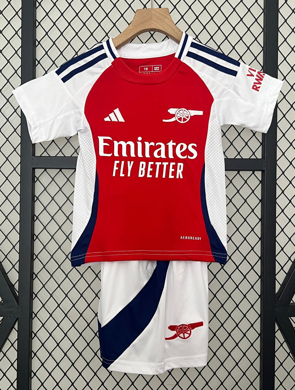 T-shirt e Pantaloncini per Bambino Arsenal Home 24/25
