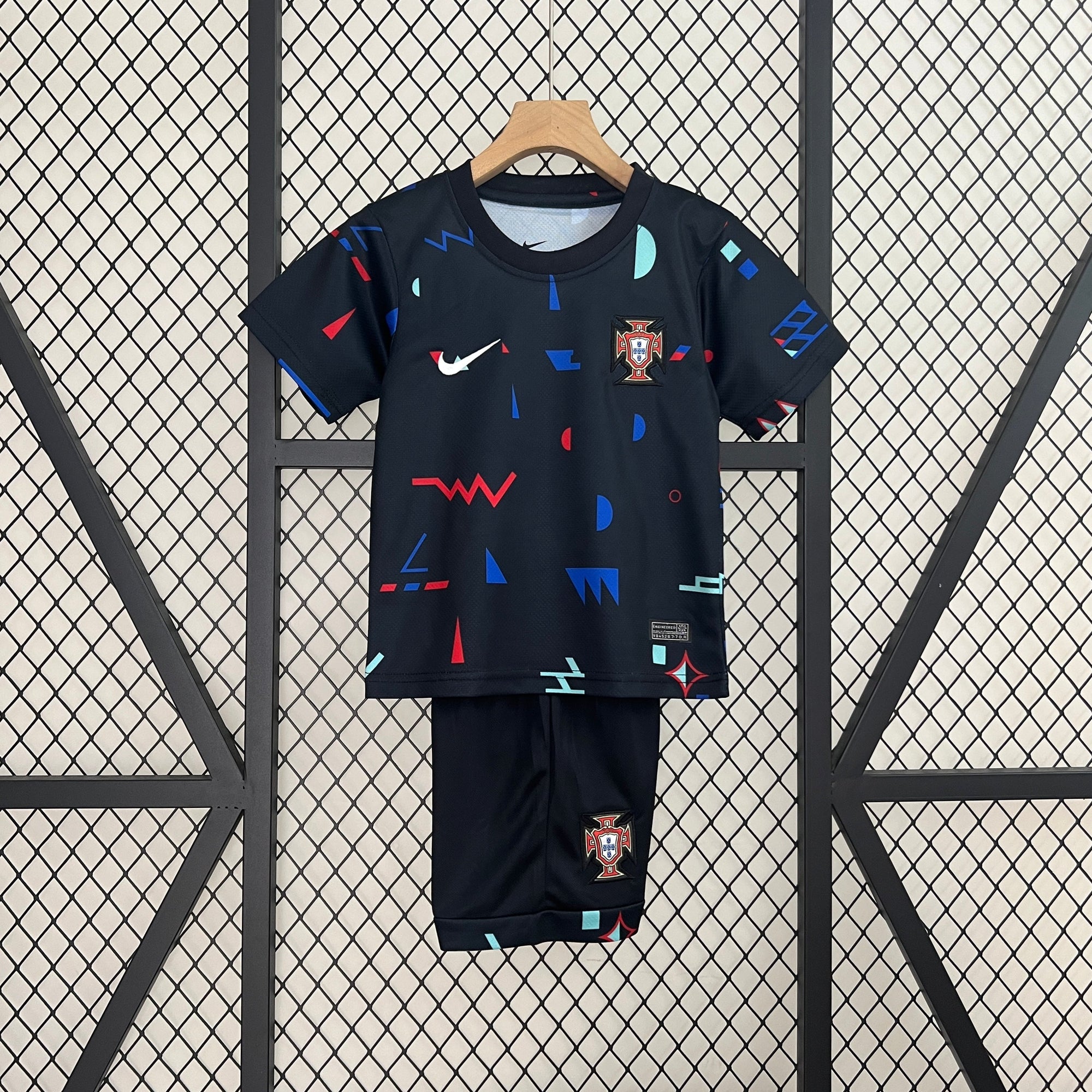 T-shirt e Pantaloncini per Bambino Portogallo 24/25