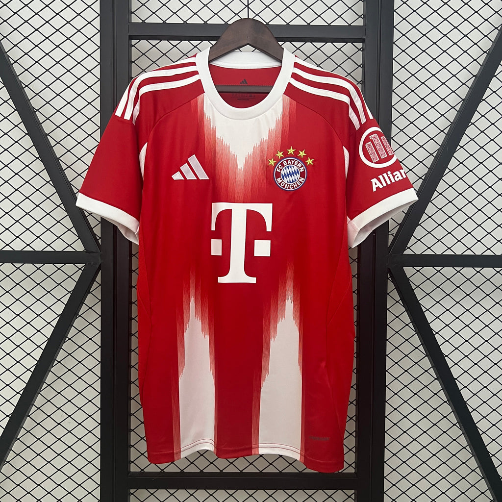 Maglia Bayern Monaco Home 25/26