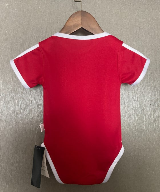 Body per neonato Liverpool Home 2025/26