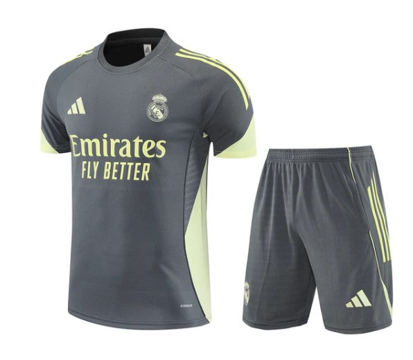 Maglia e Pantaloncini da Allenamento Real Madrid 25/26