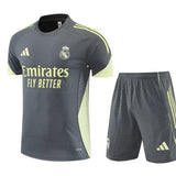 Maglia e Pantaloncini da Allenamento Real Madrid 25/26