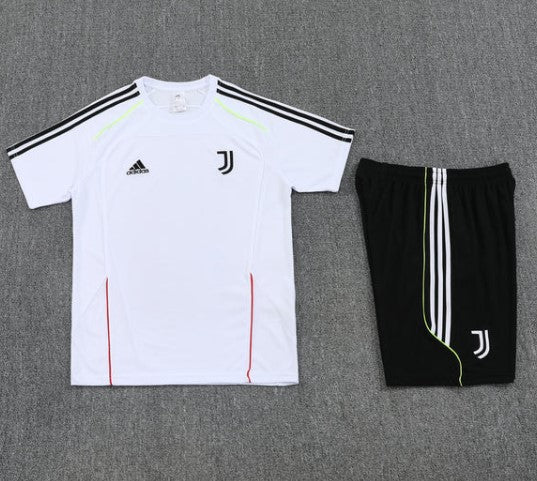 Maglia e Pantaloncini da Allenamento Juventus 25/26