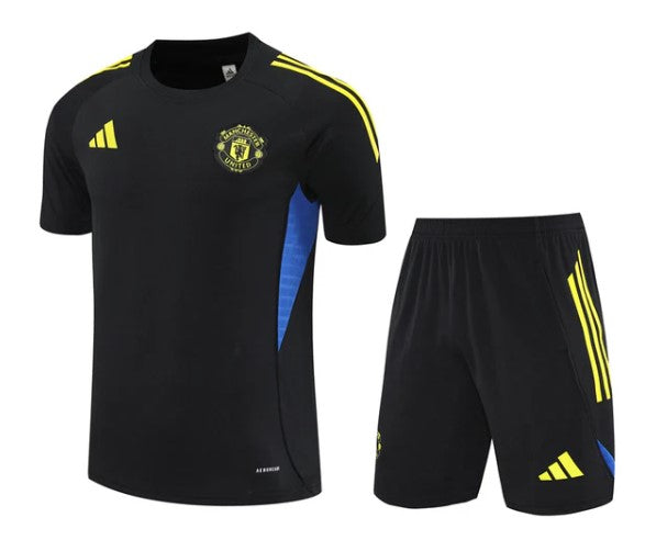Maglia e Pantaloncini da Allenamento Manchester United 25/26