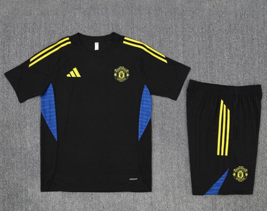 Maglia e Pantaloncini da Allenamento Manchester United 25/26