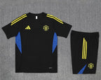 Maglia e Pantaloncini da Allenamento Manchester United 25/26