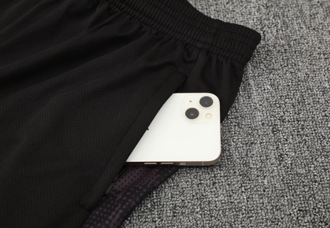 Maglia e Pantaloncini da Allenamento per Bambino AC Milan 25/26