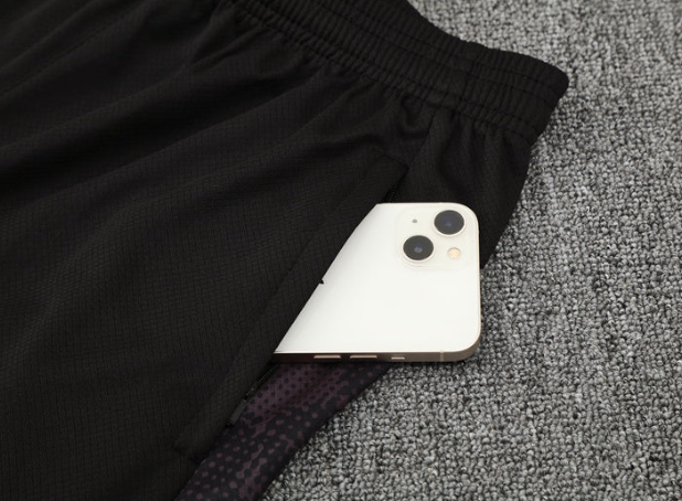 Maglia e Pantaloncini da Allenamento per Bambino AC Milan 25/26