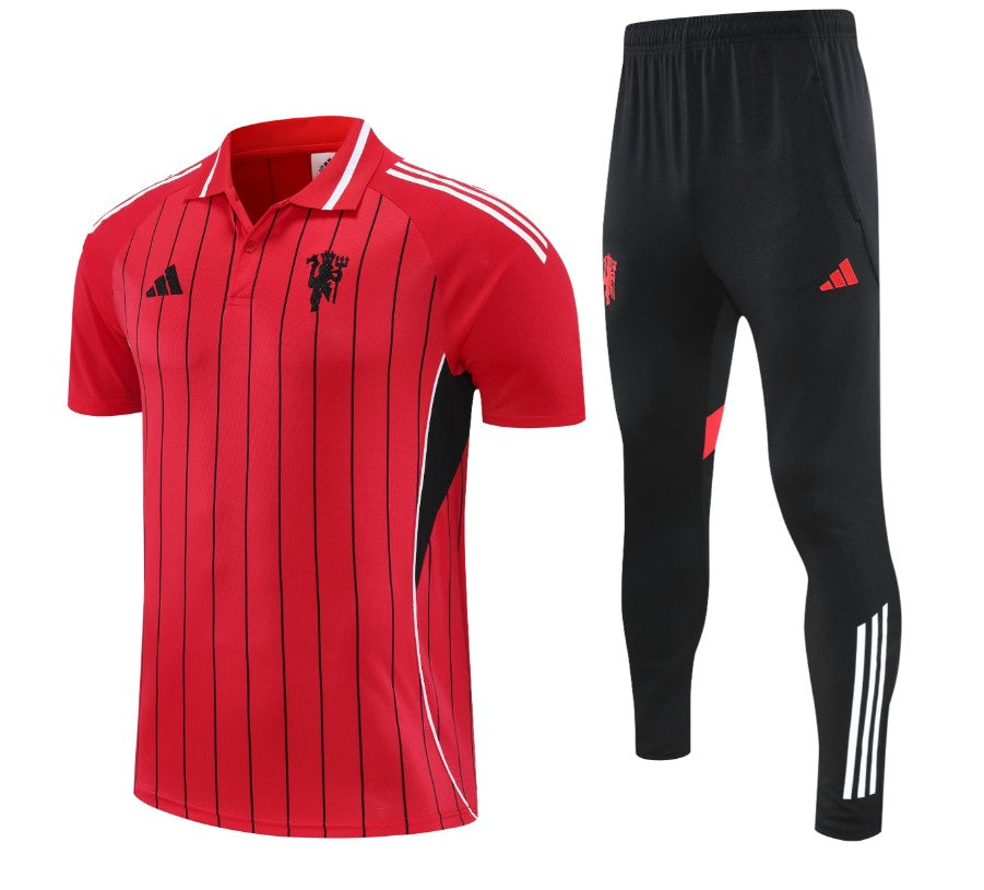 Polo e Pantaloni Manchester United US PACK 2025/26