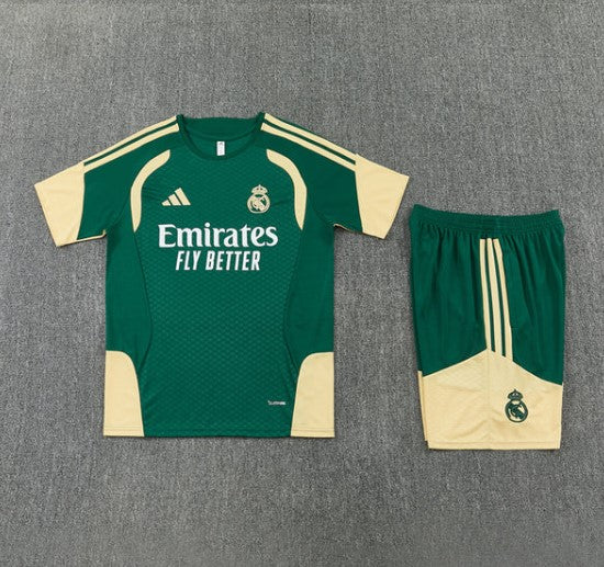 Maglia e Pantaloncini da Allenamento Bambino Real Madrid 26/27
