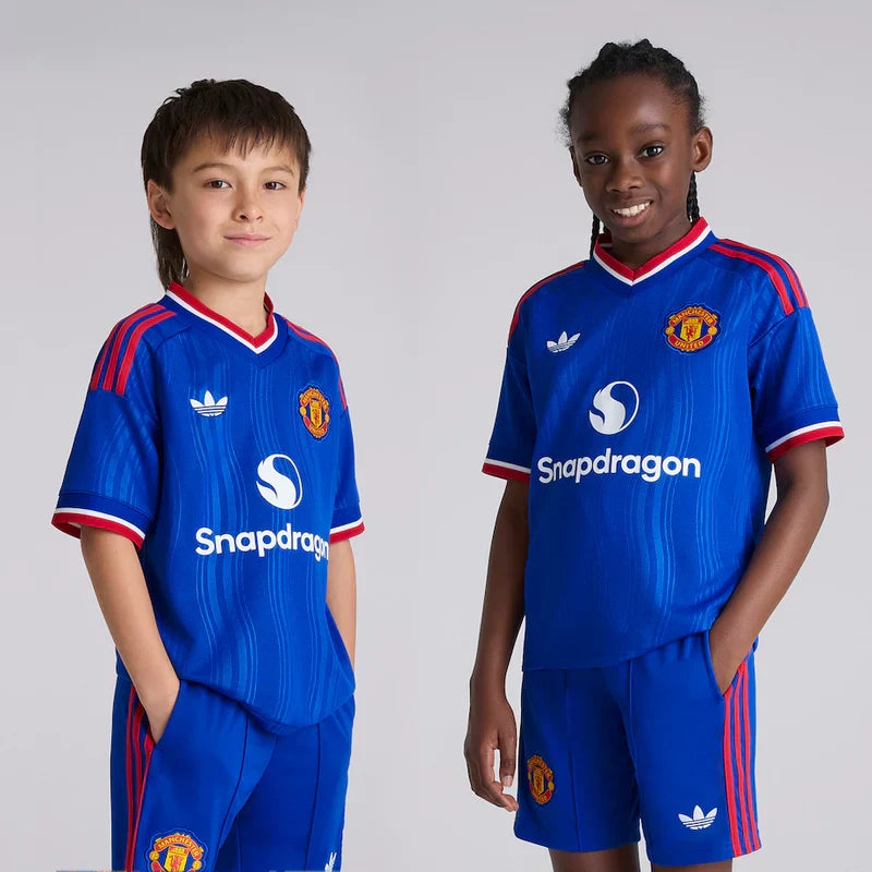 T-shirt e Pantaloncini Bambino Manchester United Away 26/27