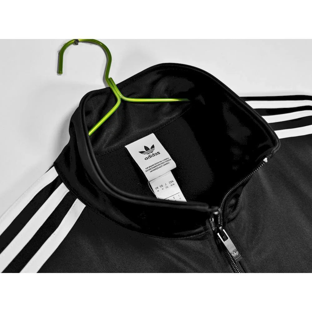 Giacca Oasis x Adidas 2025