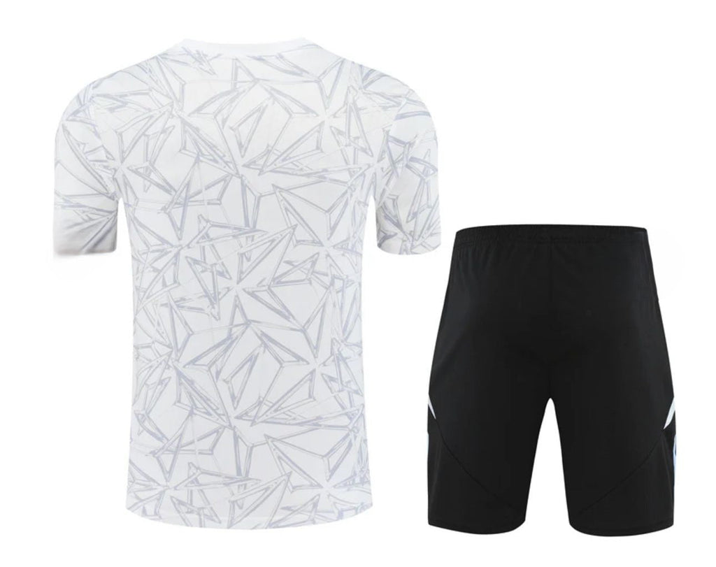 Maglia e Pantaloncini da Allenamento Real Madrid 24/25