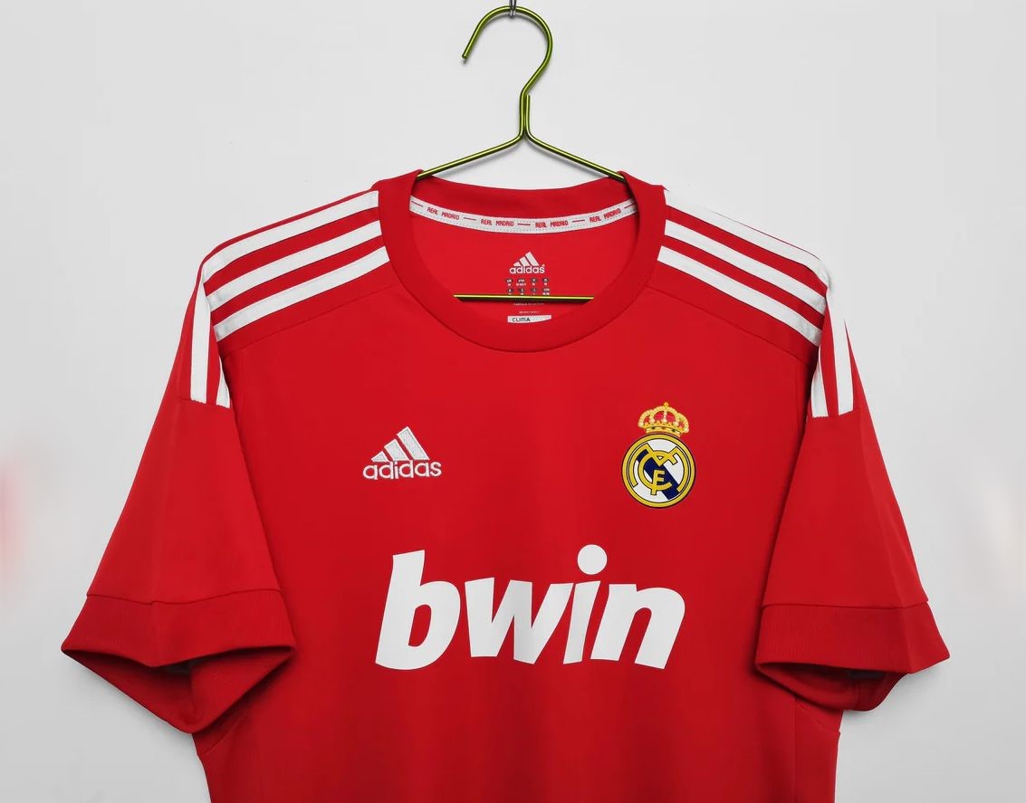 Maglia Retro Real Madrid 2011/2012