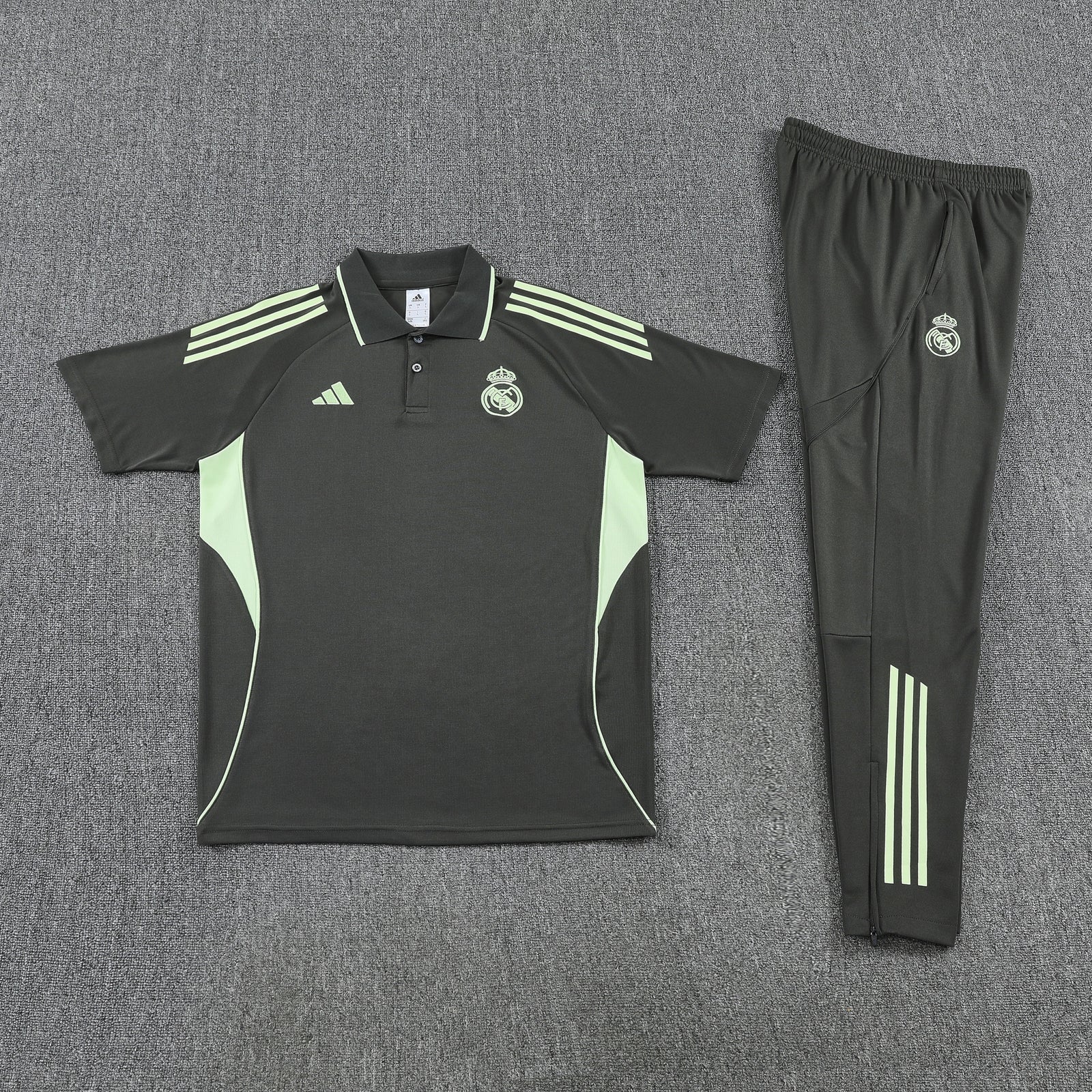 Polo e Pantaloni Real Madrid 2025/26