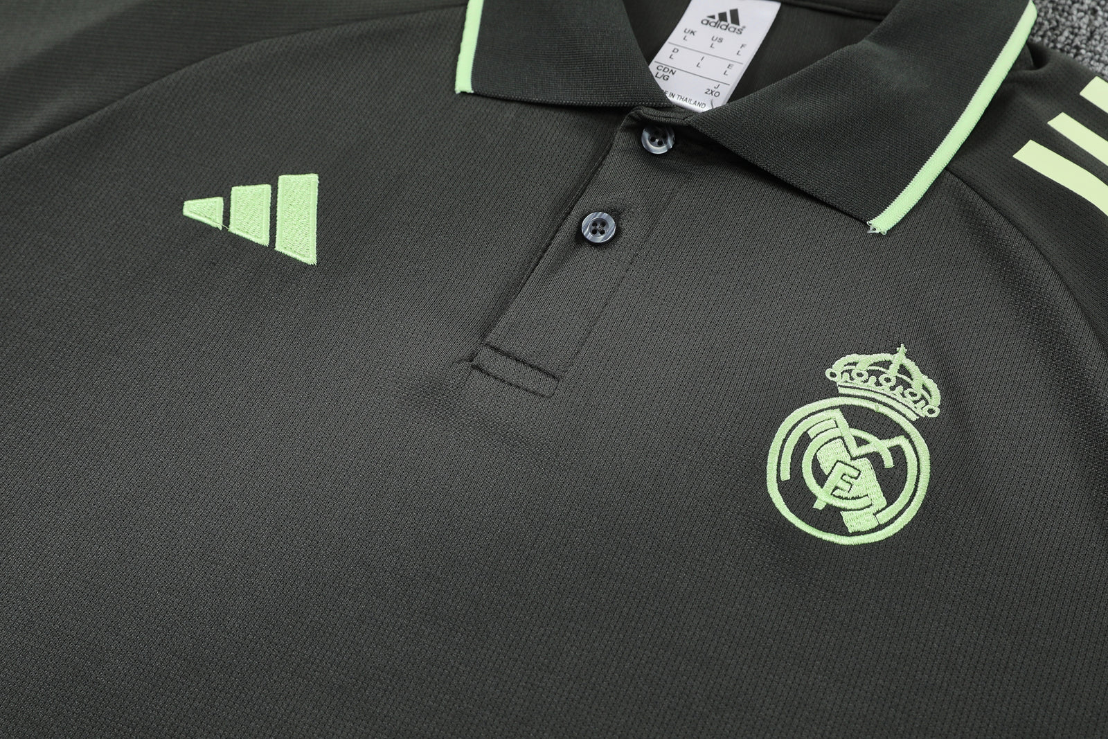 Polo e Pantaloni Real Madrid 2025/26