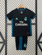 T-shirt e Pantaloncini per Bambino Real Madrid - Retro 2017/2018