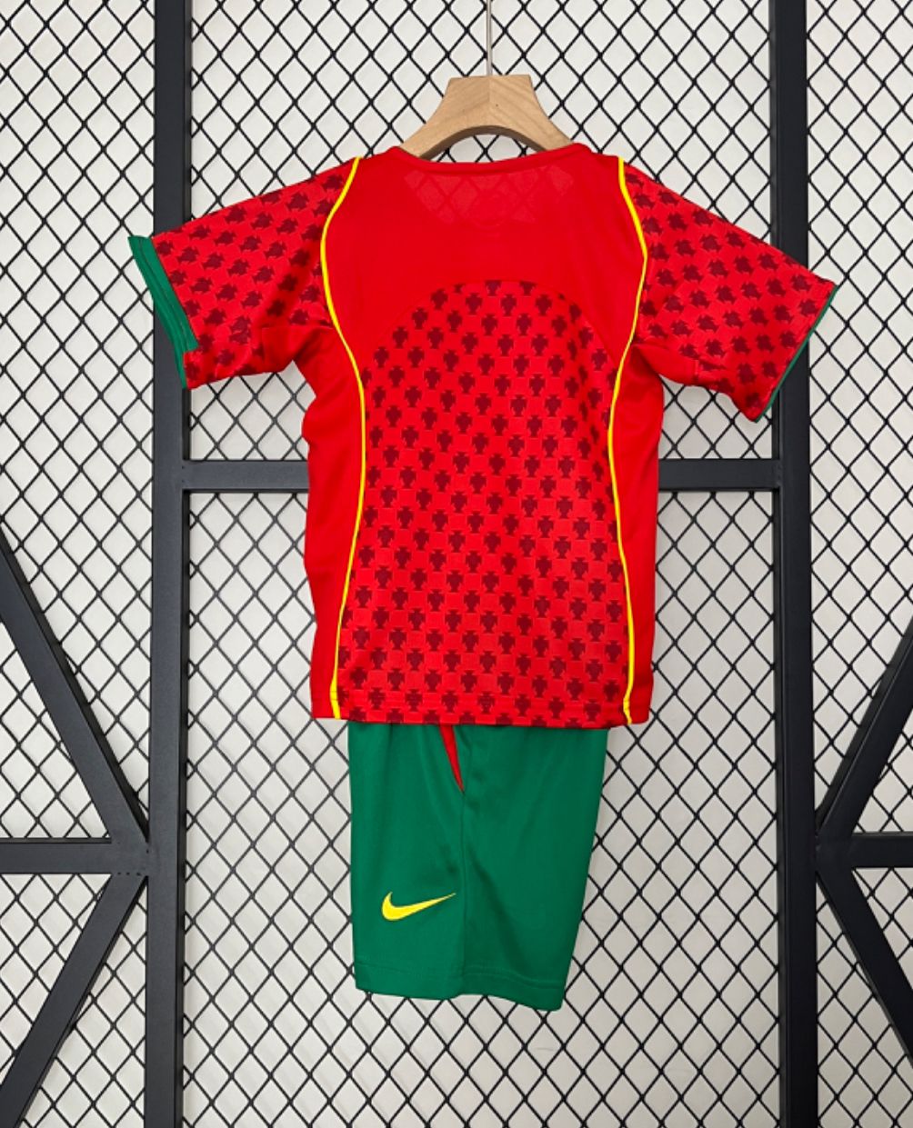 T-shirt e Pantaloncini per Bambino Portogallo - Retro 2004