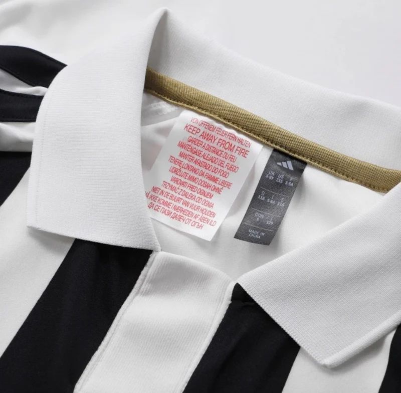 T-shirt e Pantaloncini Bambino Juventus "Visit Detroit" Home 2026/27 - Con Calzettoni