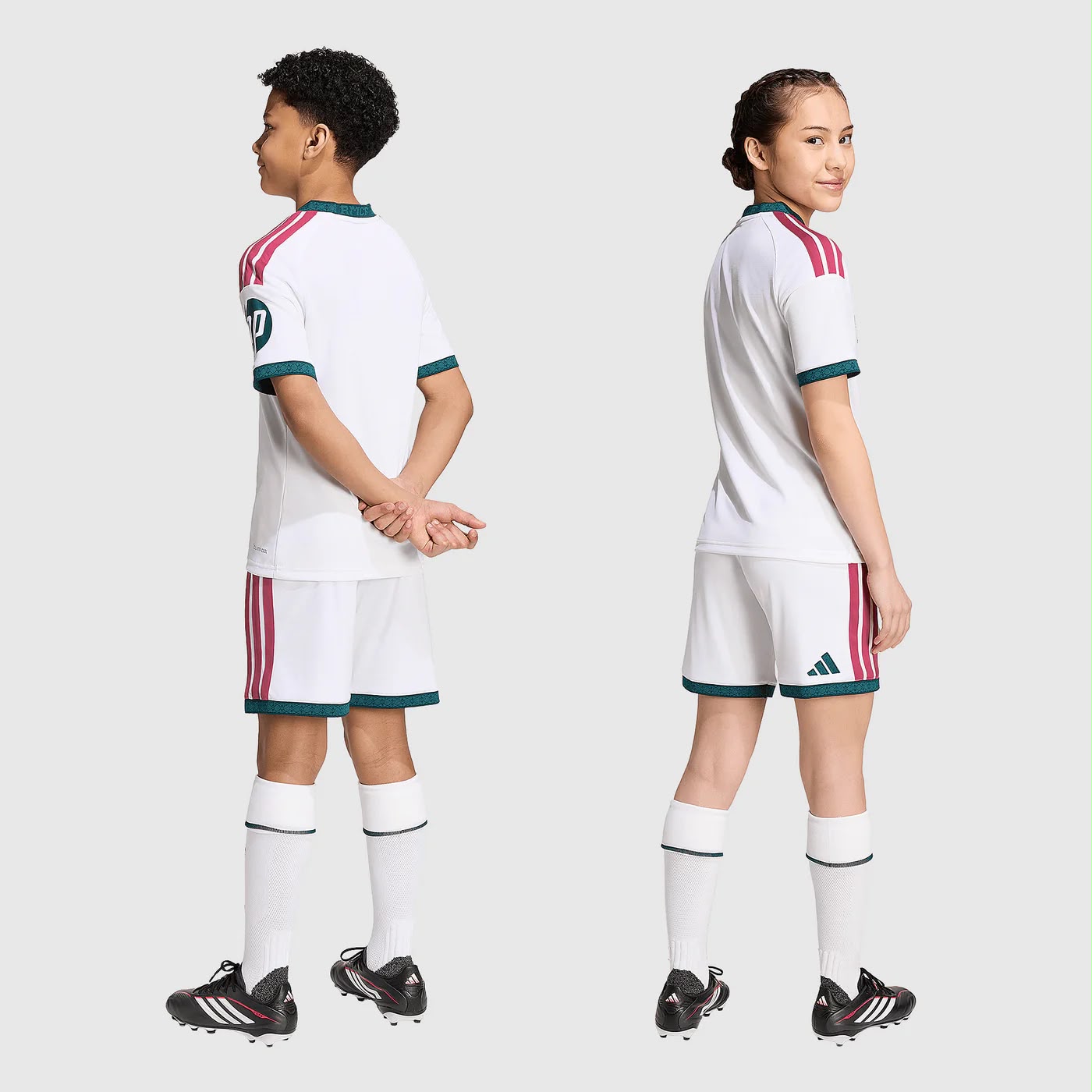 T-shirt e Pantaloncini Bambino Real Madrid Home 2026/27 - Con Calzettoni