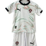 T-shirt e Pantaloncini per Bambino Portogallo 25/26