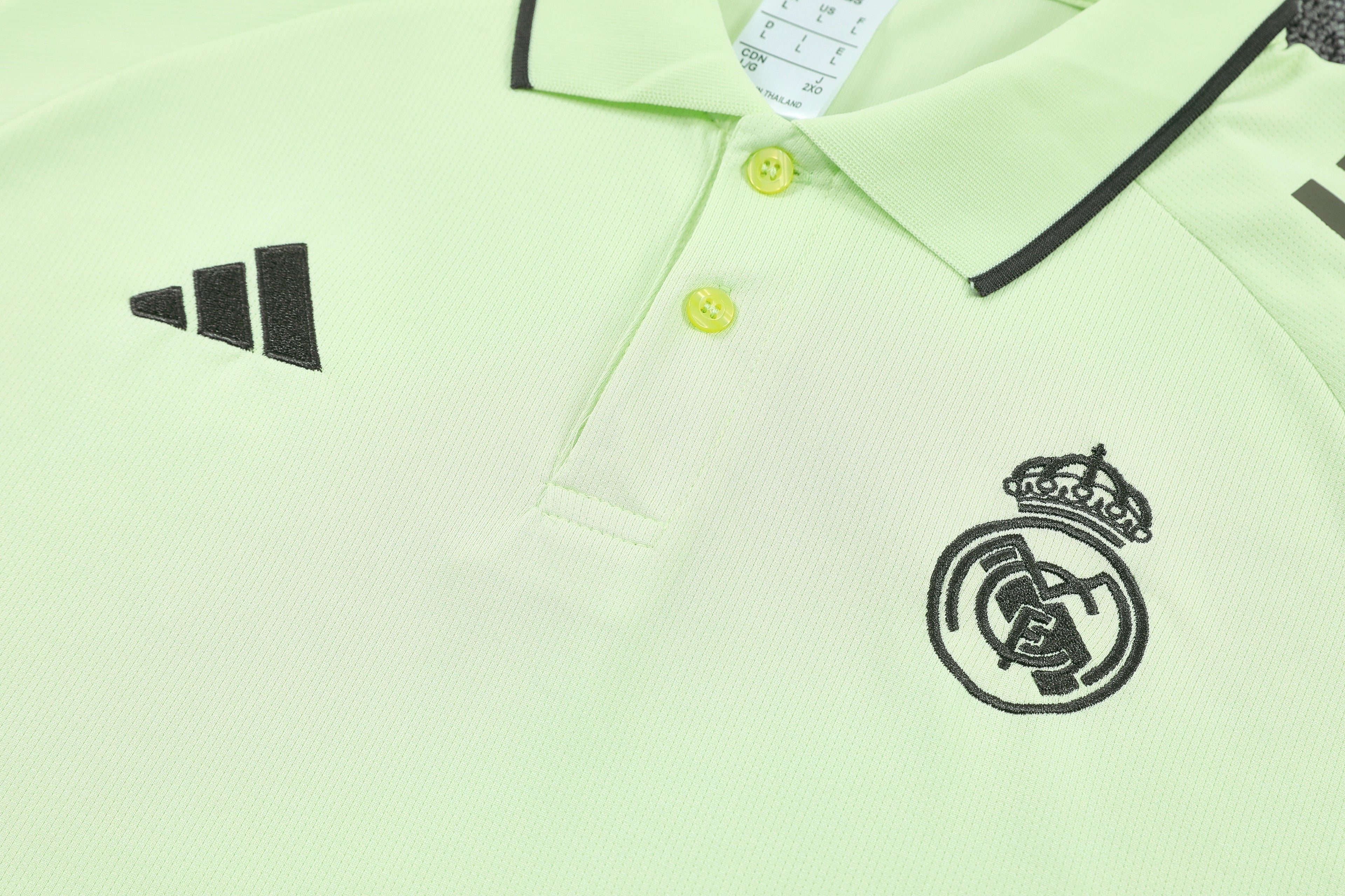 Polo e Pantaloni Real Madrid 2025/26