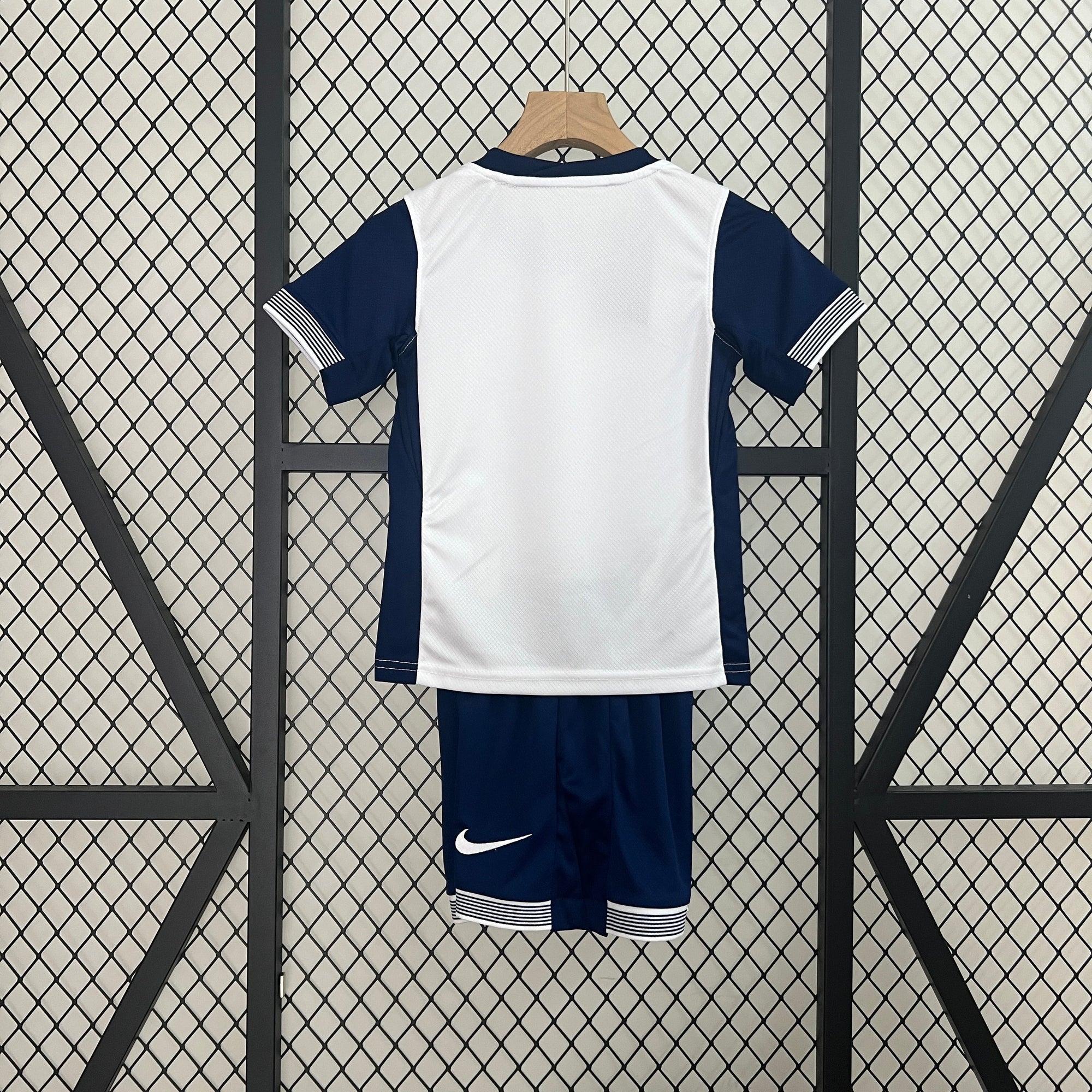 T-shirt e Pantaloncini per Bambino Tottenham Home 24/25