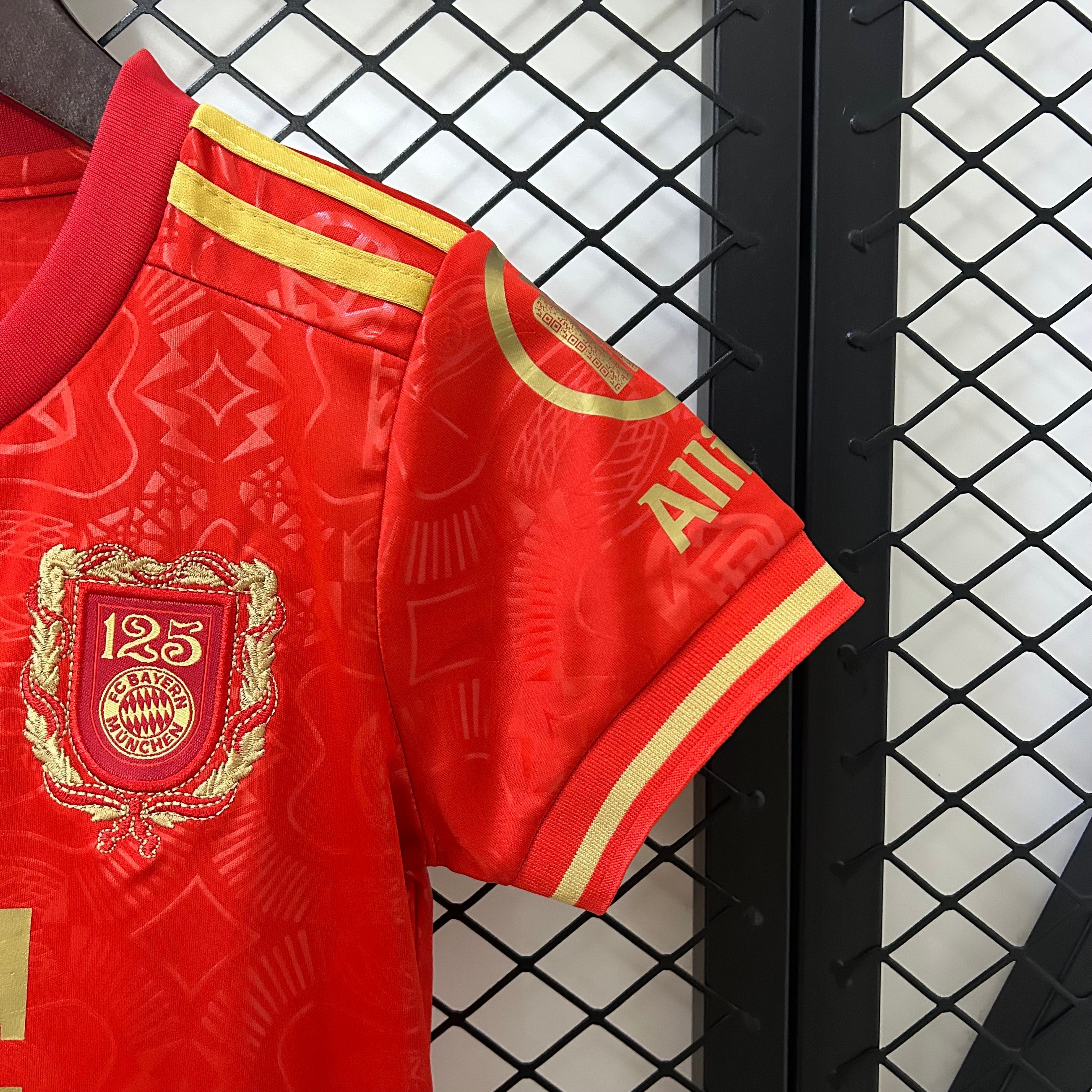 T-shirt e Pantaloncini per Bambino Bayern Monaco 25/26 - 125 Anni