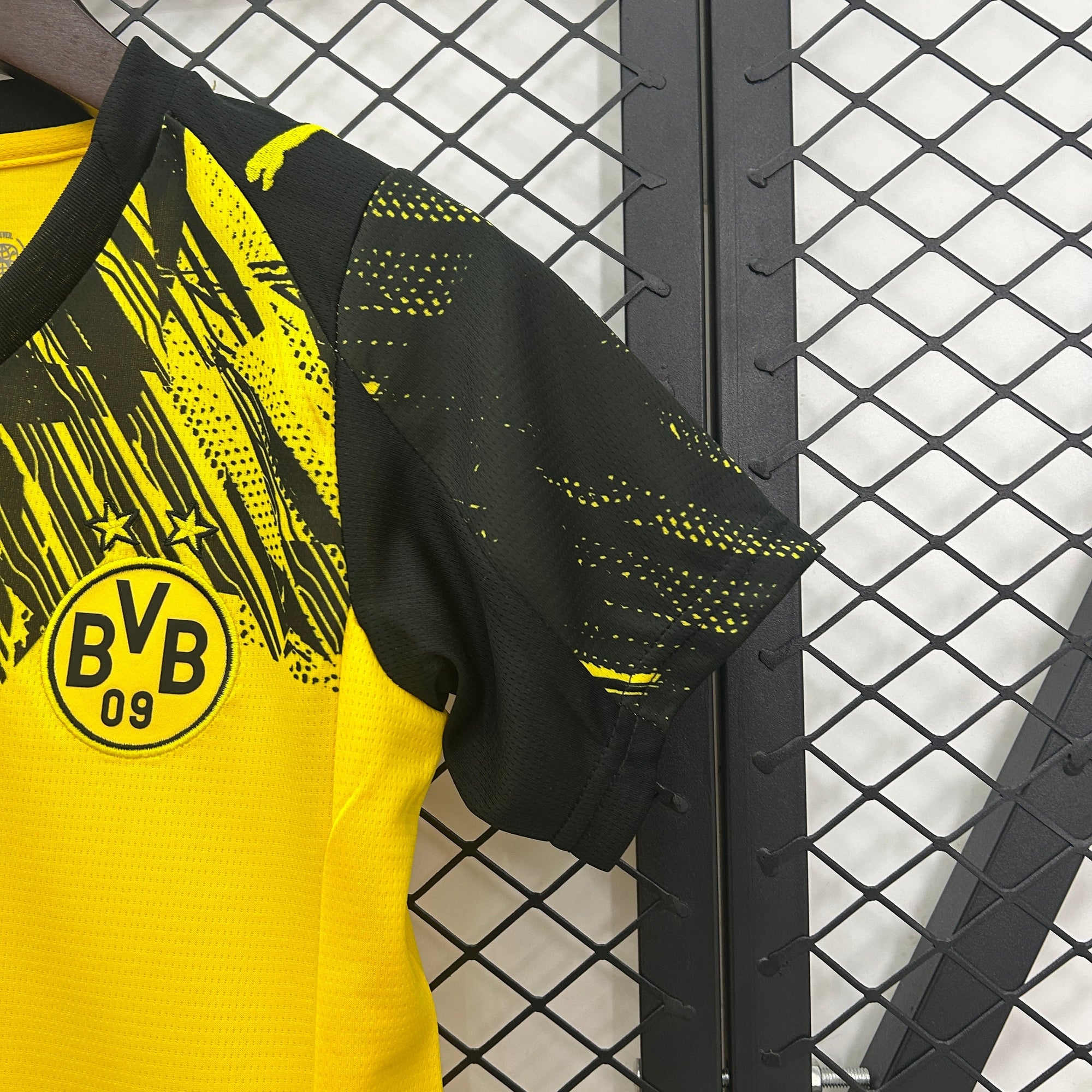 T-shirt e Pantaloncini per Bambino Borussia Dortmund 25/26
