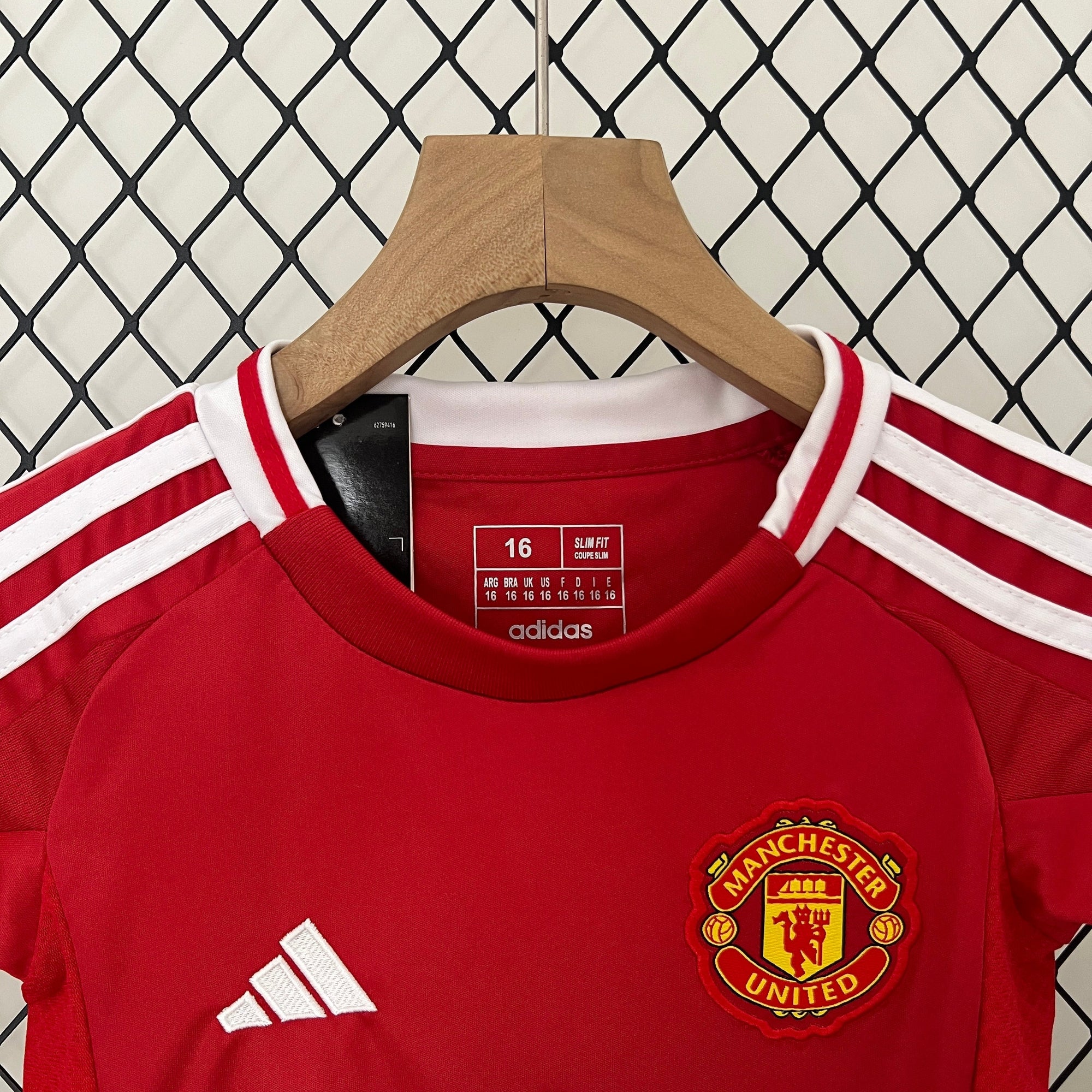 T-shirt e Pantaloncini per Bambino Manchester United Home 24/25